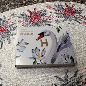 Hourglass SWAN Ambient Palette BRAND NEW